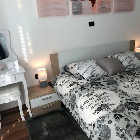 Apartment Mini Art Fazana